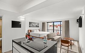 Armonik Suites By Casanevo